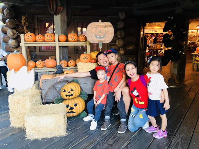 Vợ chồng Ốc Thanh Vân kỷ niệm 10 năm ngày cưới trên đất Mỹ