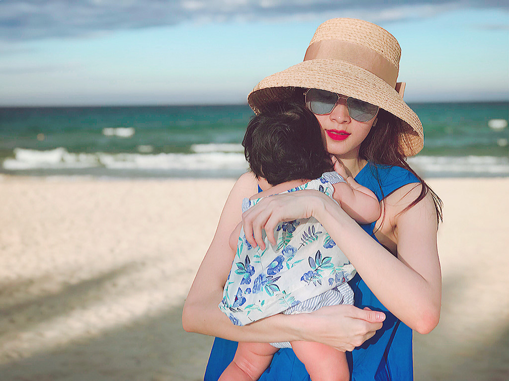 Hoa hậu Đặng Thu Thảo khoe tổ ấm hạnh phúc sau một năm cưới