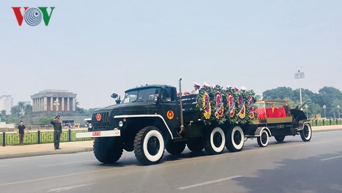 Toàn cảnh lễ truy điệu và an táng nguyên Tổng Bí thư Đỗ Mười