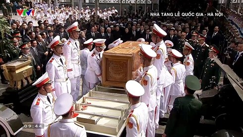 Toàn cảnh lễ truy điệu và an táng nguyên Tổng Bí thư Đỗ Mười