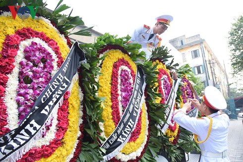 Toàn cảnh lễ truy điệu và an táng nguyên Tổng Bí thư Đỗ Mười