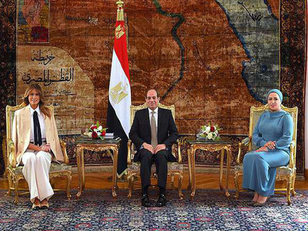 Đệ nhất phu nhân Mỹ bất ngờ mở lời về thế giới ảo của ông Trump