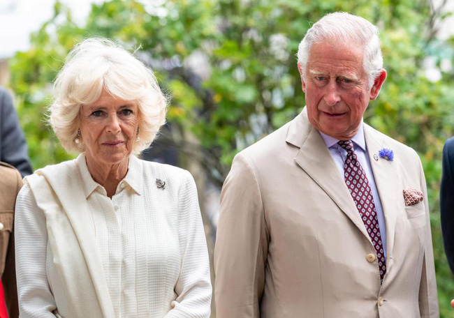 Sau cuộc khẩu chiến nảy lửa với em dâu, bà Camilla ra tay trả thù trong đám cưới hoàng gia sắp tới bằng hành động không ai dám làm