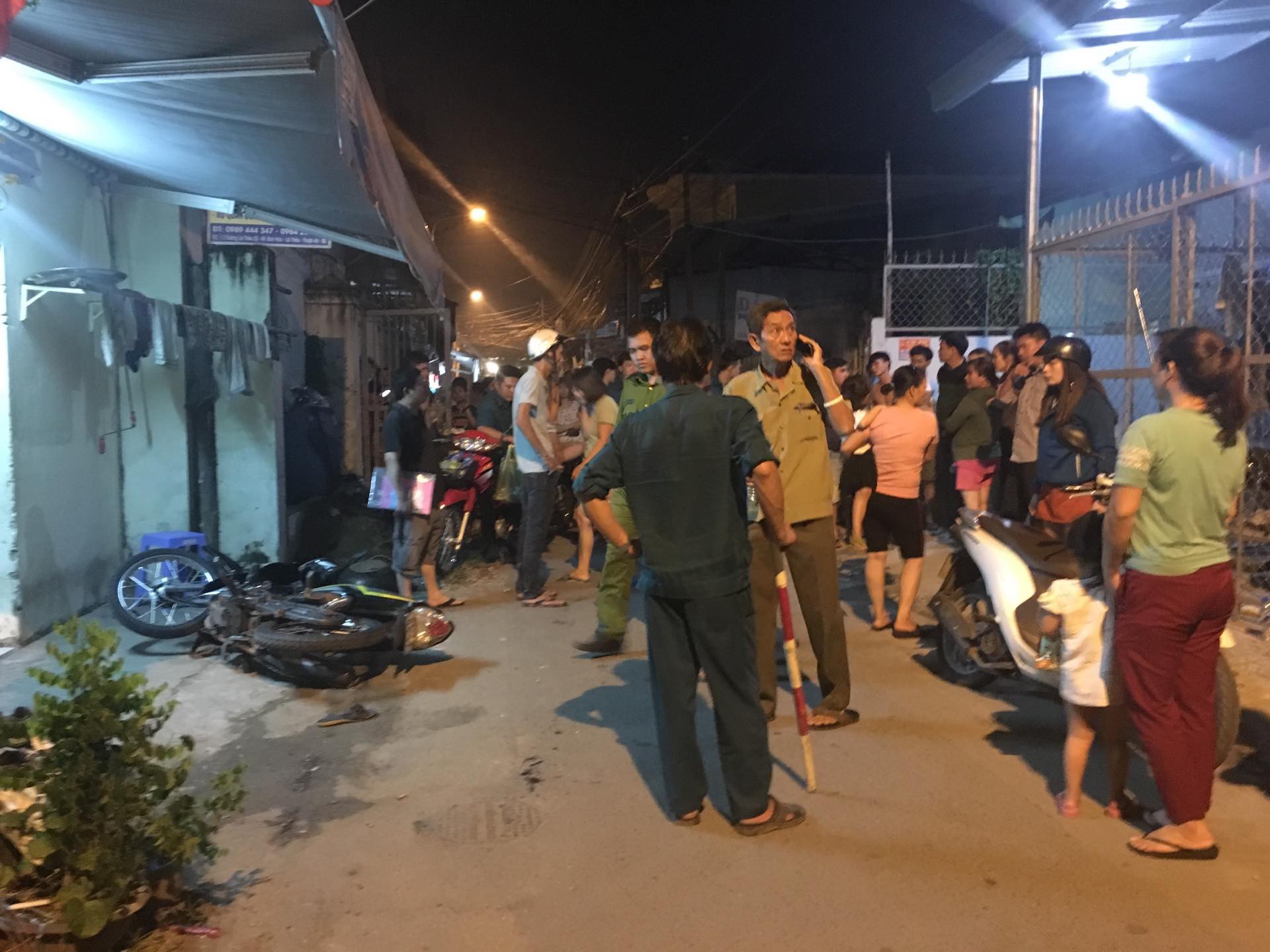 Bình Dương: Nhắc nhở nhóm thanh niên ăn nhậu gây ồn ào, thầy giáo trẻ bị đâm nhiều nhát tử vong