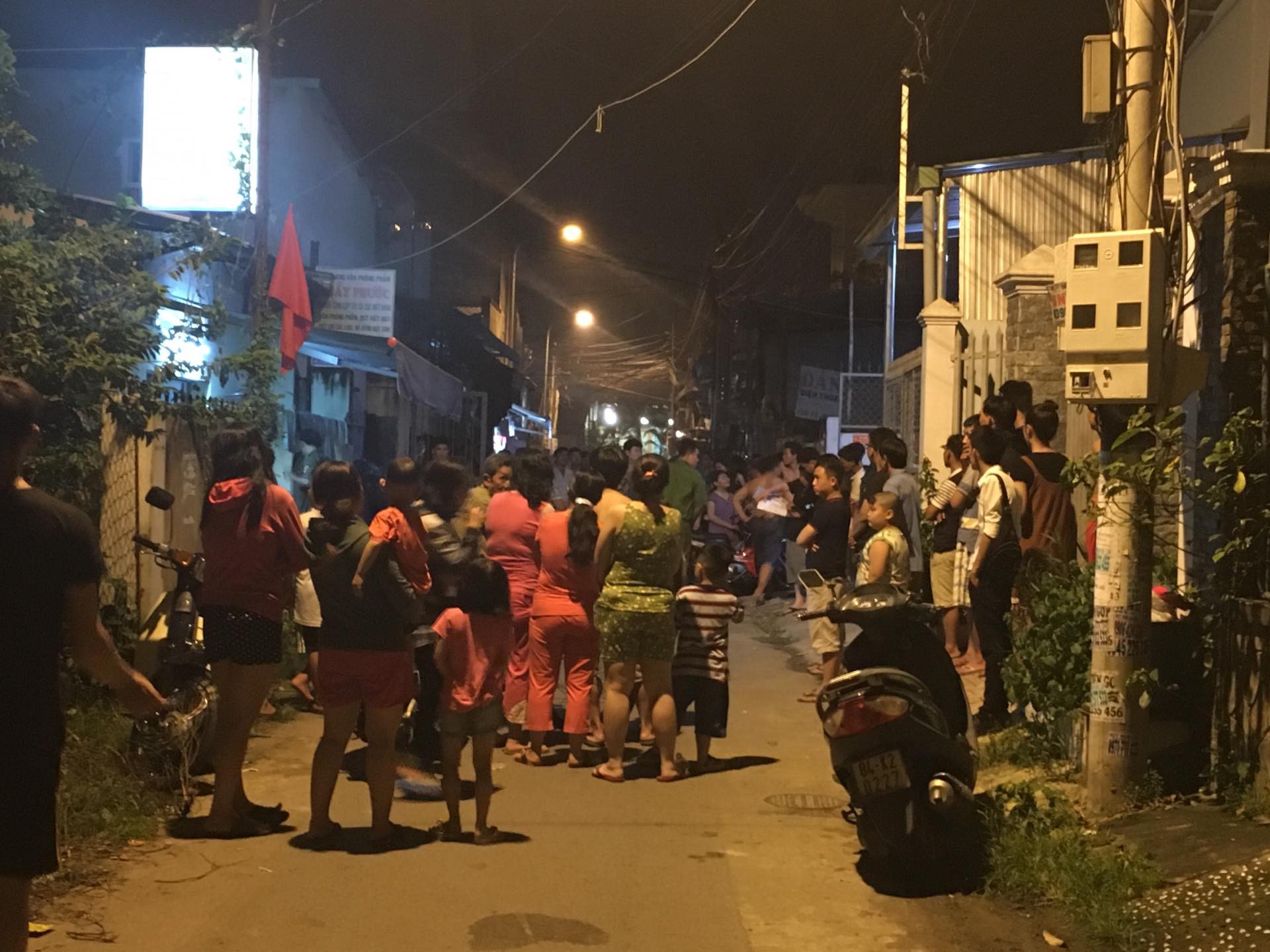 Bình Dương: Nhắc nhở nhóm thanh niên ăn nhậu gây ồn ào, thầy giáo trẻ bị đâm nhiều nhát tử vong