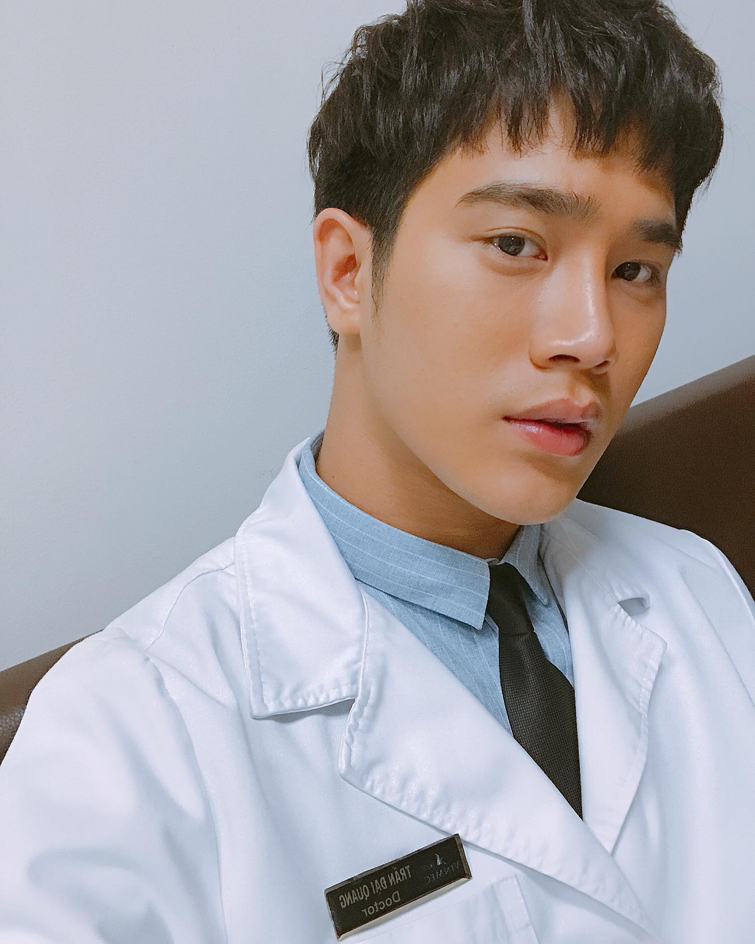 Không phải Song Luân, đồng nghiệp của Hoài Phương mới là nhân vật được yêu thích nhất tập 10 Hậu Duệ Mặt Trời Không phải Song Luân, đồng nghiệp của Hoài Phương mới là nhân vật được yêu thích nhất tập 10 Hậu Duệ Mặt Trời