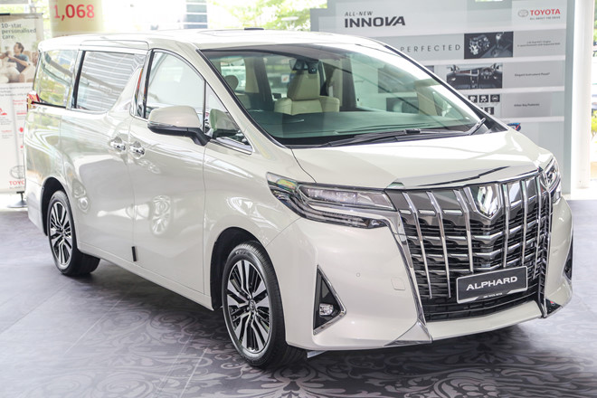 Toyota Alphard 2018 có giá hơn 4 tỷ đồng tại Việt Nam