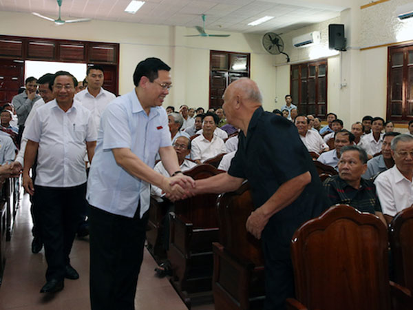 Phó thủ tướng: Lương công chức sẽ tăng 7% mỗi năm