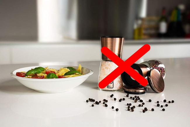 8 quy tắc ăn uống ôi thật bất ngờ cần chú ý khi du lịch nước ngoài