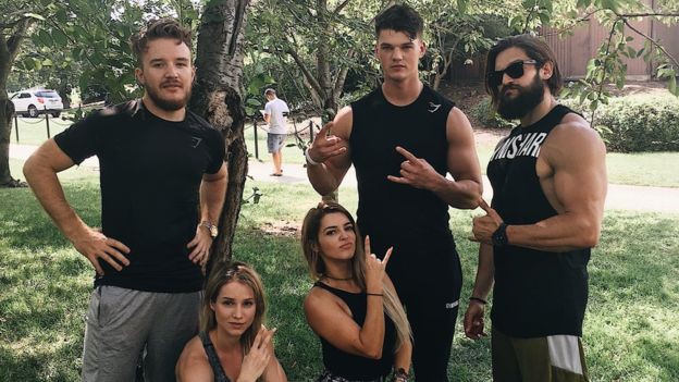 Chân dung chàng trai sở hữu đế chế thời trang trị giá 130 triệu USD ở tuổi 26