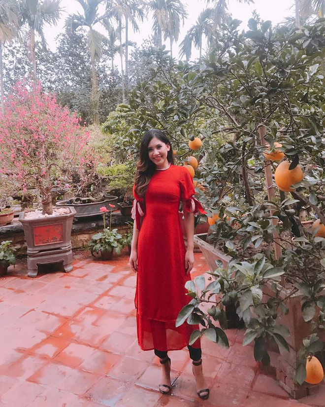 Lộ diện cô em họ tài năng, xinh đẹp của Hoa hậu con nhà giàu Jolie Nguyễn