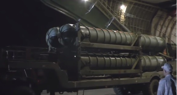 Lộ bằng chứng sốc: Nga giao cho Syria hàng gia bảo S-400, Moscow quyết chơi lớn?