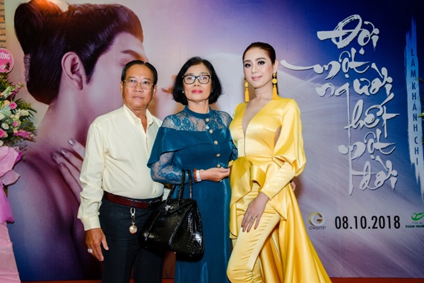 Lâm Khánh Chi đầu tư tiền tỷ để hóa Cửu vĩ hồ trong MV mới