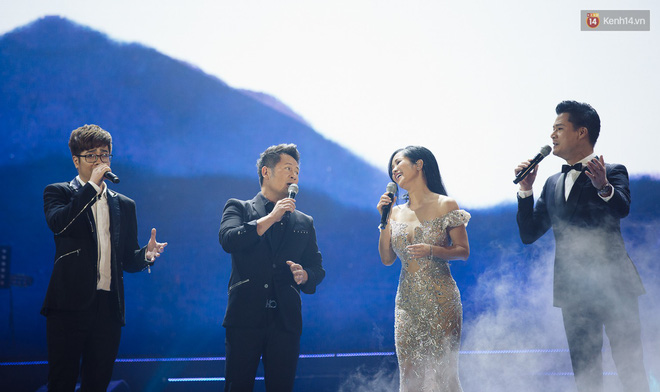 Linh Nga và Hoa hậu Hoàn vũ 2007 Riyo Mori phối hợp điêu luyện trên sân khấu Em Mơ chỉ sau 3 ngày luyện tập