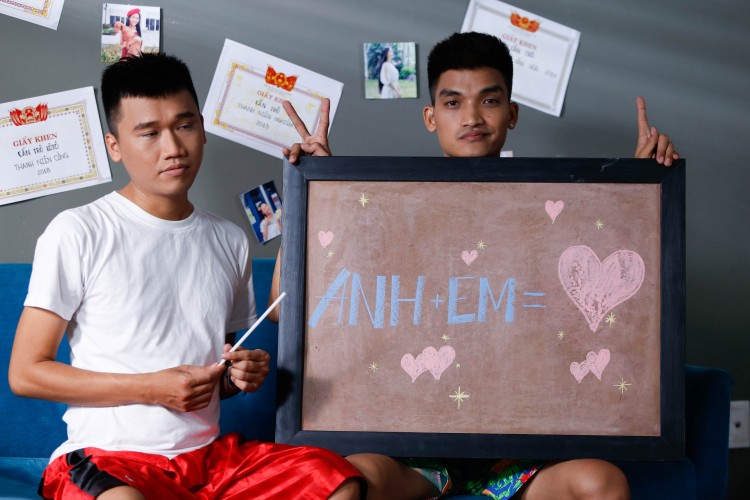 Chán diễn, Xuân Nghị đổi nghề đi ..rap và tung MV mới