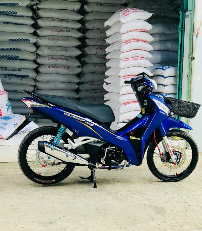 Honda Future biển ngũ quý 8, giá trên 250 triệu đồng