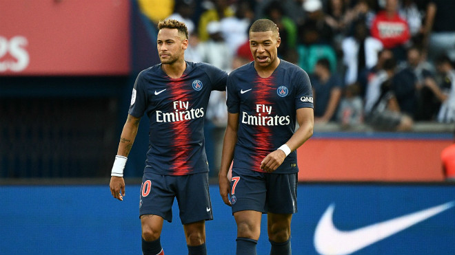 Ninja rùa Mbappe 4 bàn/13 phút: Neymar & phe Brazil gây rối bất thành