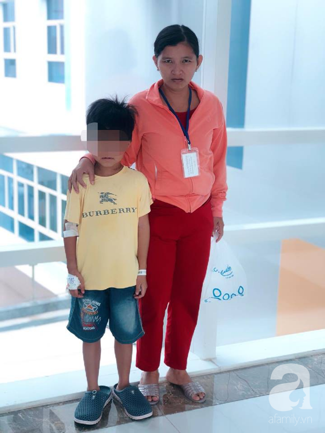 Bé trai 7 tuổi nôn ra đầy bát máu vì căn bệnh vô cùng hiểm ác