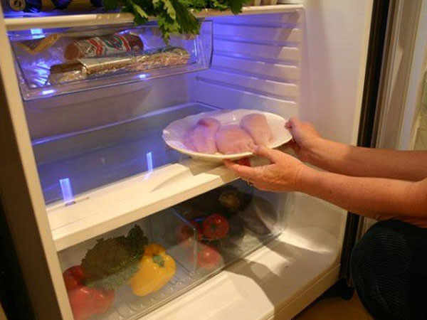 Nàng dâu tố mẹ chồng ăn vụng đồ của cháu còn có thói ăn cắp vặt, chị em đã chẳng bênh còn trách thêm vì lý do này