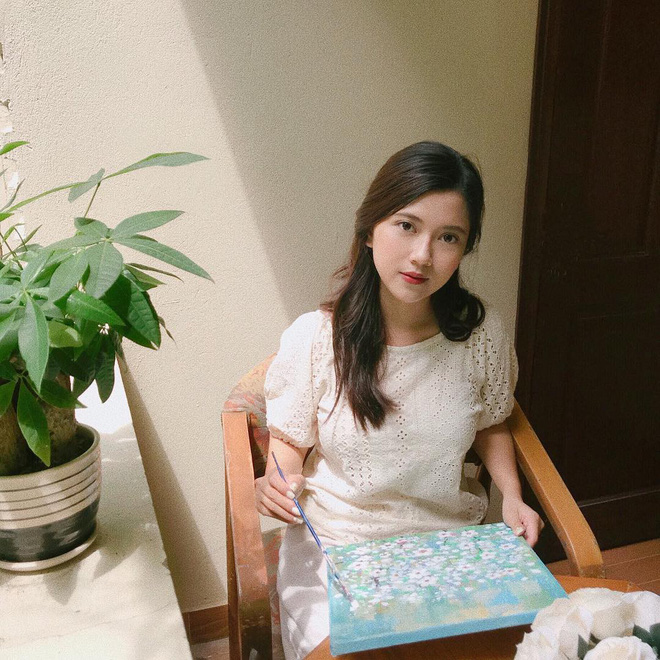 BTV sinh năm 1995 của VTV: Đẹp như nàng thơ, tốt nghiệp trường báo chí London