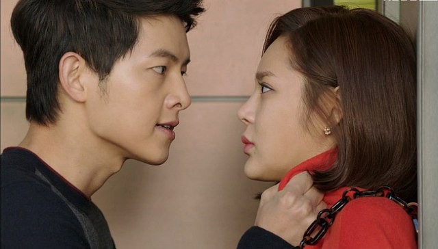 Bị vạch trần chuyện ngoại tình, chồng giàu chẳng hối lỗi lại còn đưa ra đề nghị khiến vợ trẻ suy sụp