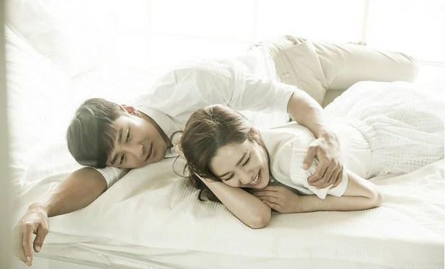 Bị vạch trần chuyện ngoại tình, chồng giàu chẳng hối lỗi lại còn đưa ra đề nghị khiến vợ trẻ suy sụp