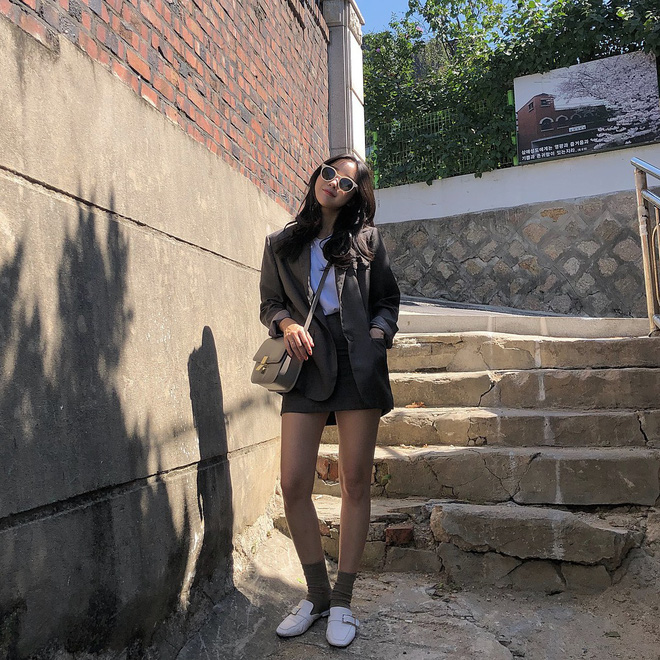 Đây chính là 4 kiểu giày loafer không thể thiếu trong tủ đồ của nàng công sở