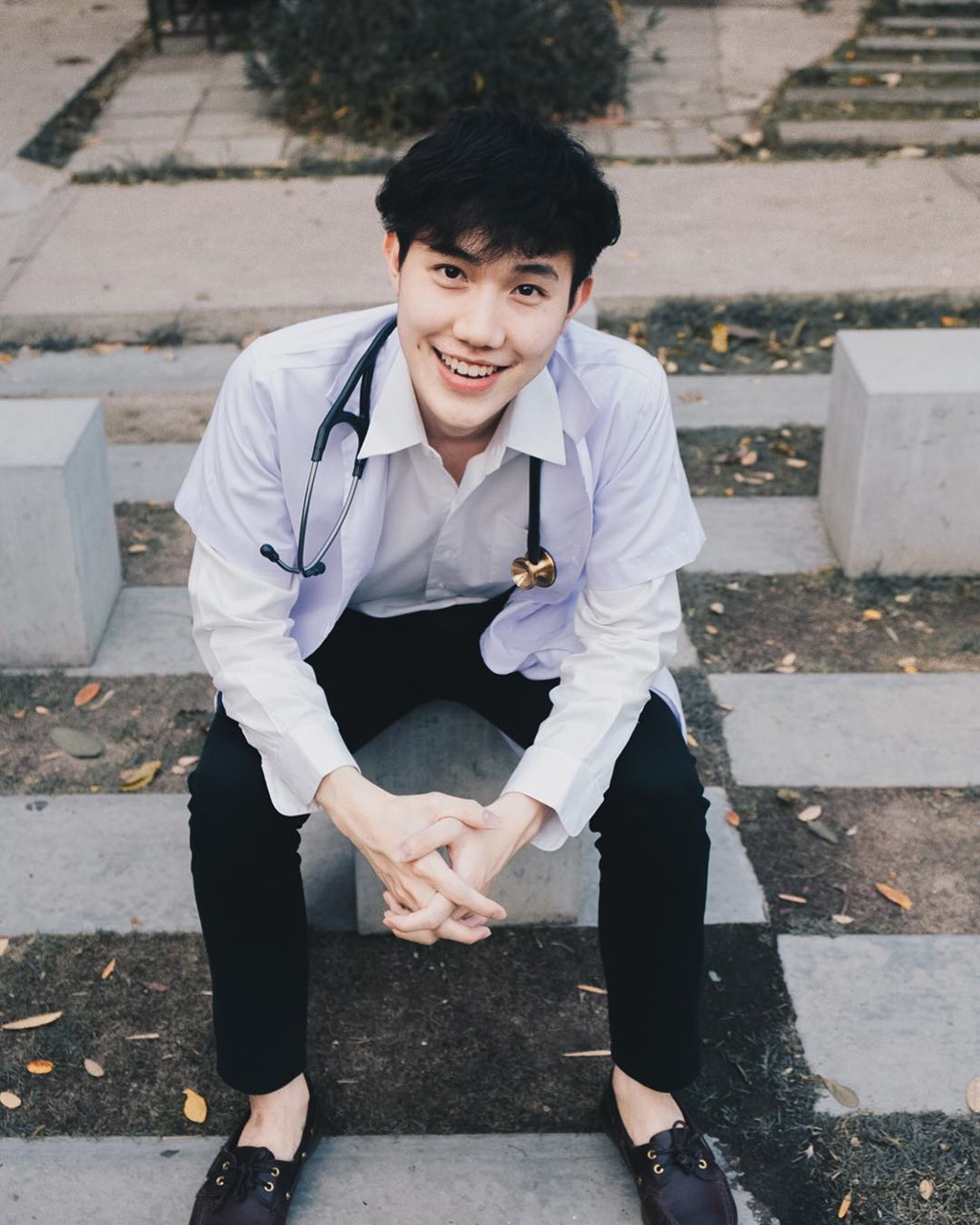 Soái ca trường Y Thái Lan đẹp trai như tài tử, cao 1,81 m