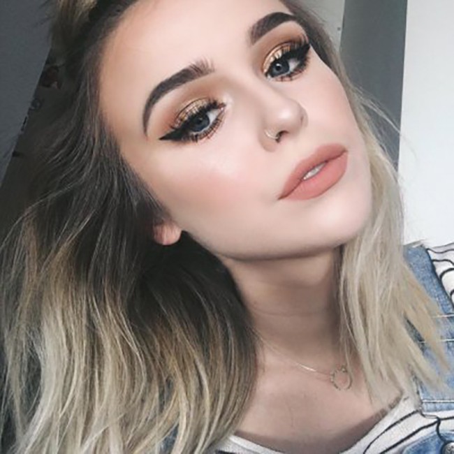 7 tuyệt chiêu trang điểm tưởng khó mà dễ có thể giúp khuôn mặt chị em trở nên thanh thoát, nhỏ gọn ngay tức khắc