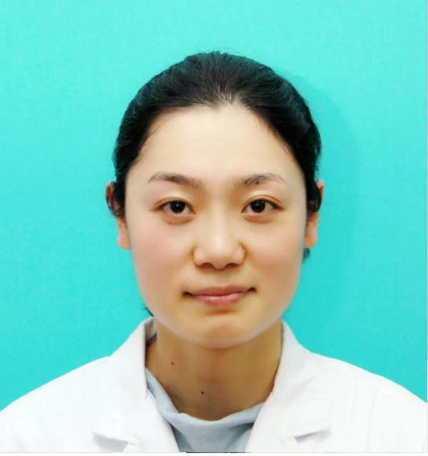 Con trai 3 tuổi đột nhiên bị rụng tóc, nguyên nhân thật sự khiến cha mẹ rất xấu hổ