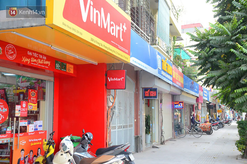 Tuyến phố kiểu mẫu đầu tiên ở Hà Nội thất bại sau 2 năm thử nghiệm đồng phục biển hiệu