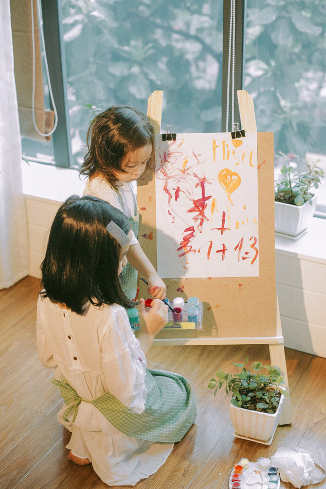 Lưu Hương Giang - Hồ Hoài Anh lần đầu khoe ảnh gia đình hạnh phúc đủ 4 thành viên