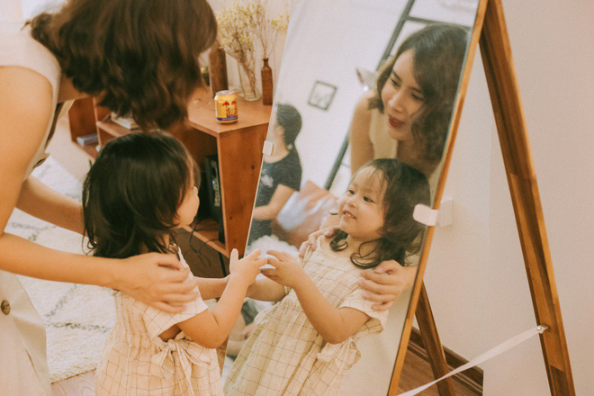 Lưu Hương Giang - Hồ Hoài Anh lần đầu khoe ảnh gia đình hạnh phúc đủ 4 thành viên