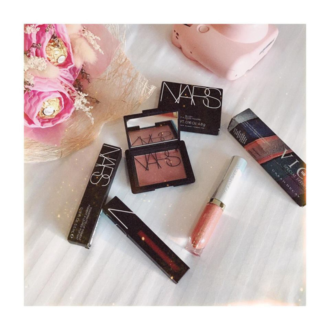 Thời đại của những Rich Mom lên ngôi: Xinh đẹp có con ngoan chồng giỏi lại sở hữu cuộc sống giàu sang đáng ngưỡng mộ Thời đại của những Rich Mom lên ngôi: Xinh đẹp có con ngoan chồng giỏi lại sở hữu cuộc sống giàu sang đáng ngưỡng mộ