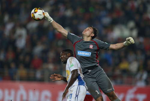 Đặng Văn Lâm là thủ môn hay nhất V-League 2018