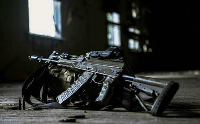 Nga giận dữ khi Mỹ dự định sản xuất AK-47