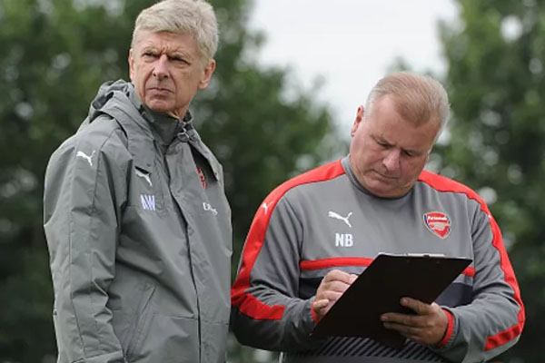 CLB TP.HCM nhắm cựu trợ lý HLV Wenger thay Miura