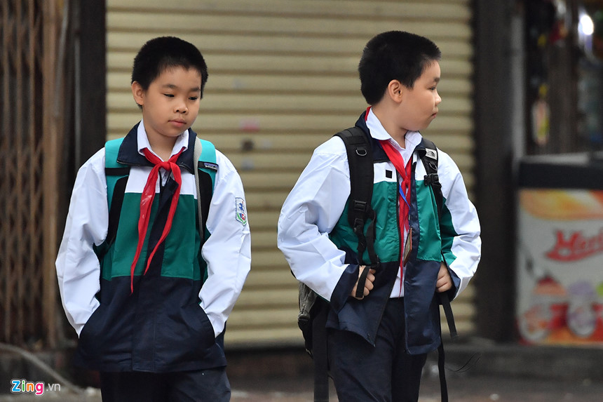 Phố phường Hà Nội lạnh như mùa đông