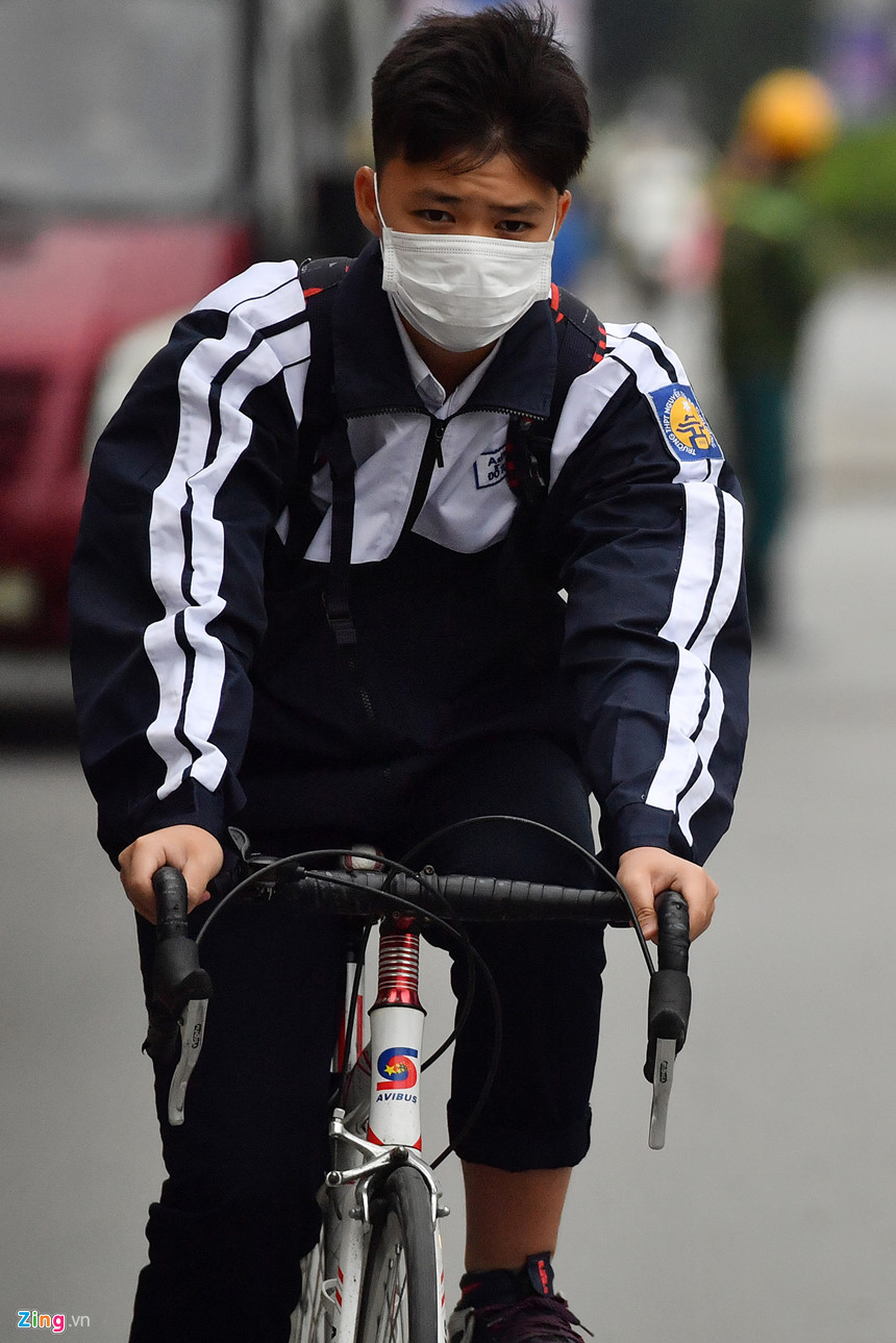 Phố phường Hà Nội lạnh như mùa đông