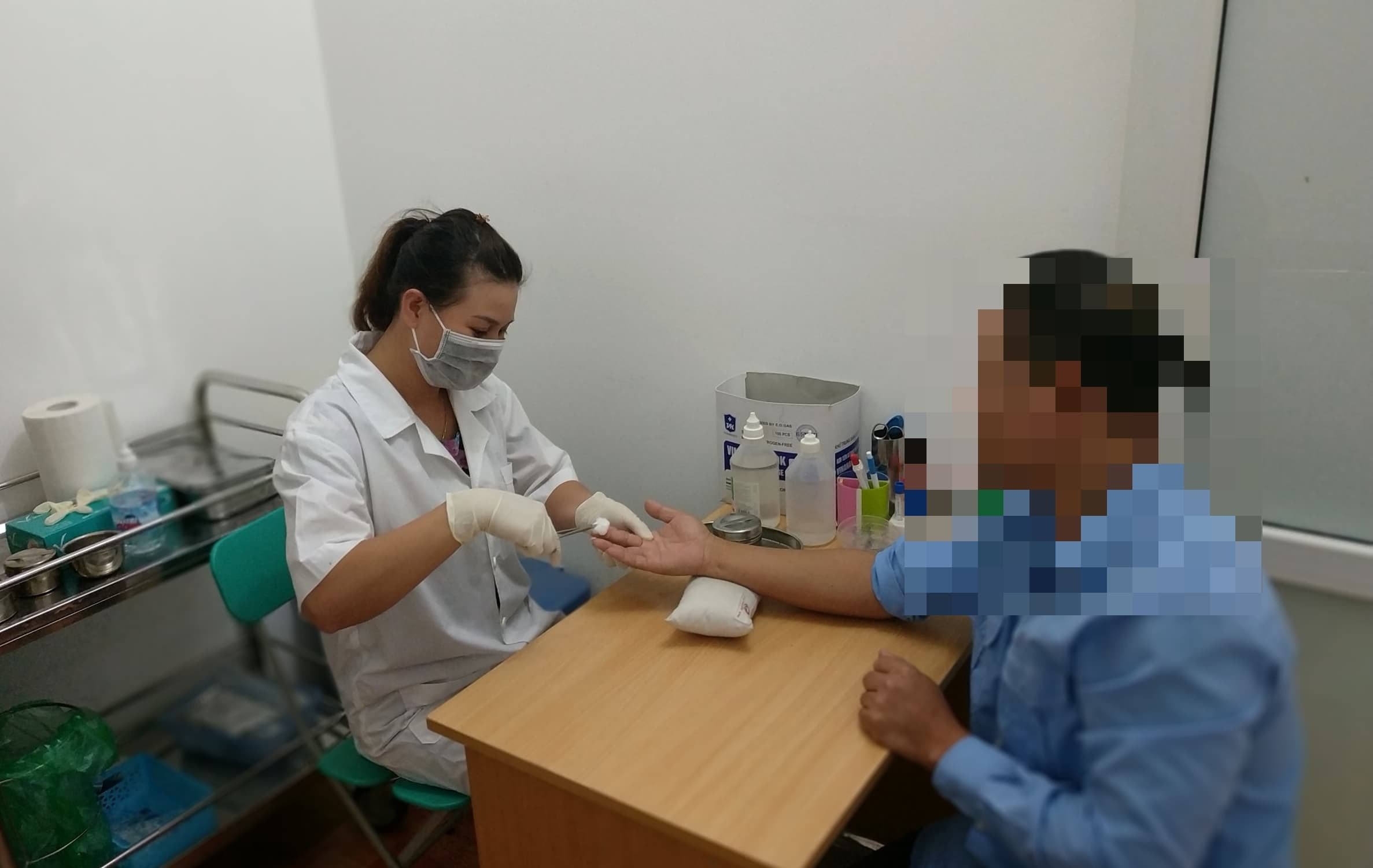 Gia tộc giàu có ở Sài Gòn sốc nặng trước kết quả ADN của 2 bé gái