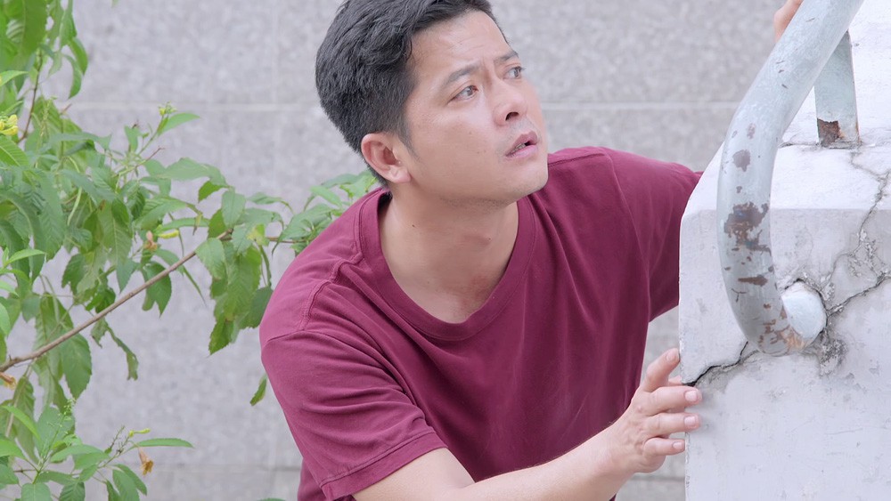 Phim Gạo nếp gạo tẻ tập 69: Hân ăn tát sấp mặt vì đã ngoại tình còn lớn tiếng chửi chồng