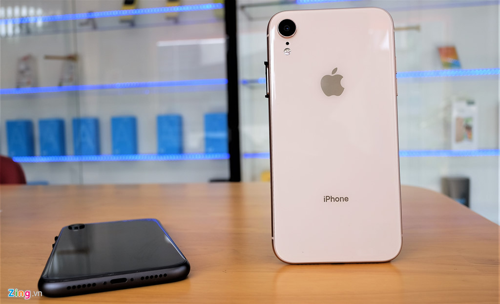iPhone XR chưa mở bán nhưng hàng nhái đã xuất hiện tại VN