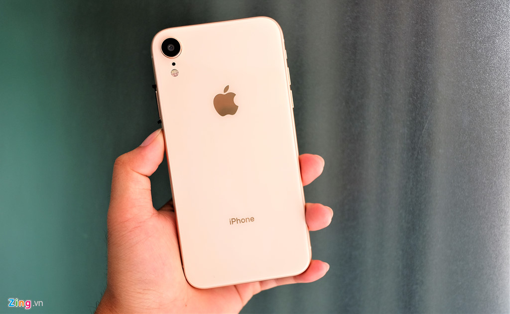 iPhone XR chưa mở bán nhưng hàng nhái đã xuất hiện tại VN