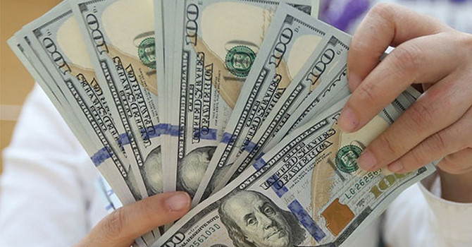 Giá USD bắt đầu hạ nhiệt