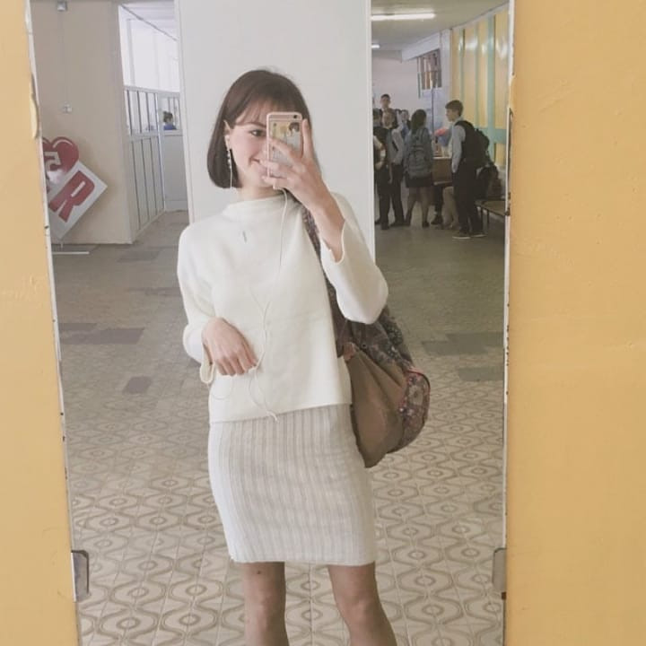 Hot girl Nga 10X được khen xinh như búp bê, giỏi 3 thứ tiếng Hot girl Nga 10X được khen xinh như búp bê, giỏi 3 thứ tiếng