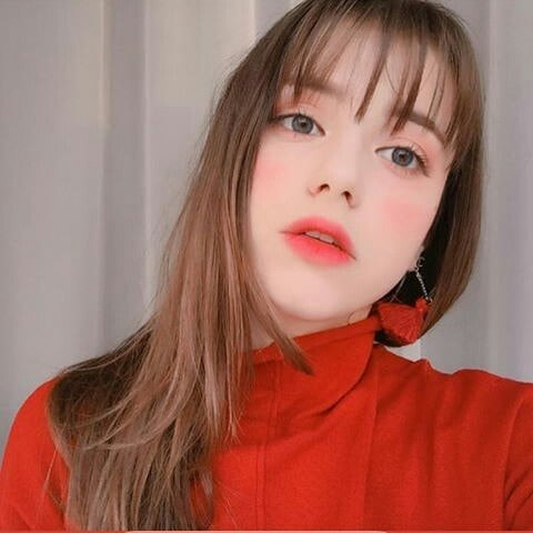 Hot girl Nga 10X được khen xinh như búp bê, giỏi 3 thứ tiếng Hot girl Nga 10X được khen xinh như búp bê, giỏi 3 thứ tiếng