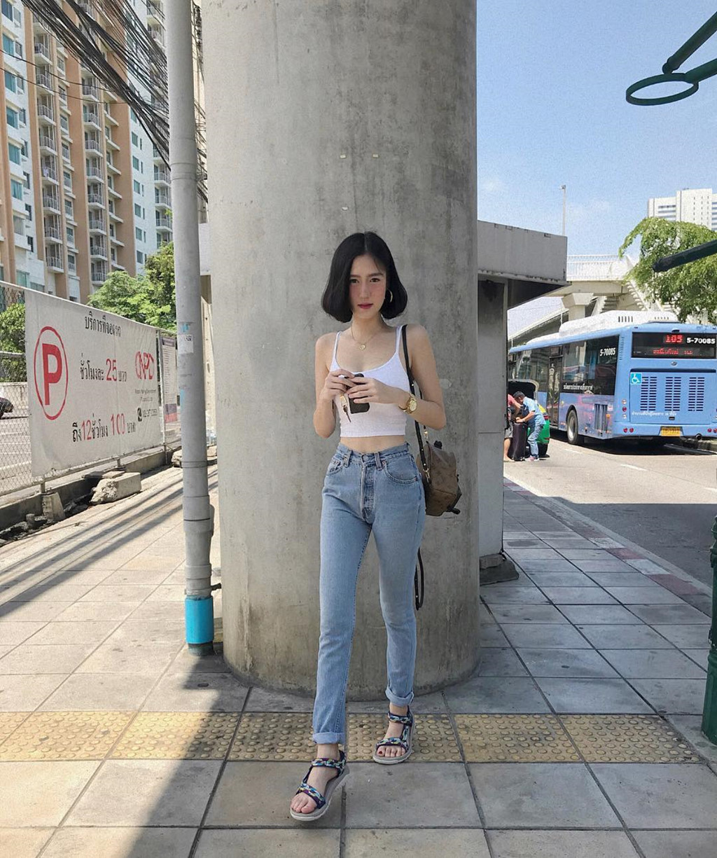 Hot girl Thái Lan có vòng eo con kiến, trẻ hơn nhiều so với tuổi 30 Hot girl Thái Lan có vòng eo con kiến, trẻ hơn nhiều so với tuổi 30