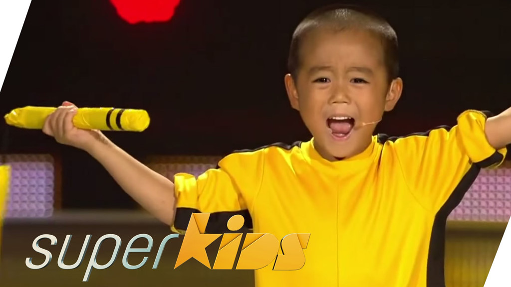 Lý Tiểu Long nhí: 5 tuổi có cơ bụng 6 múi, tập võ theo chế độ hà khắc