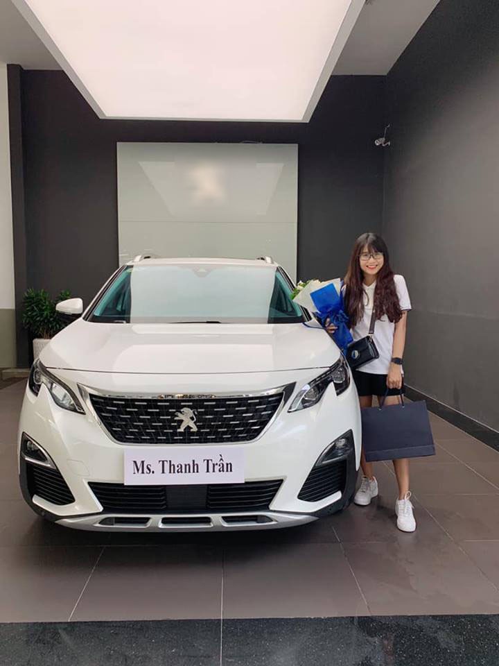 Thanh Trần khoe mua xe hơi tiền tỷ ở tuổi 21, tiết lộ từng bị đại gia gạ tình khi còn độc thân