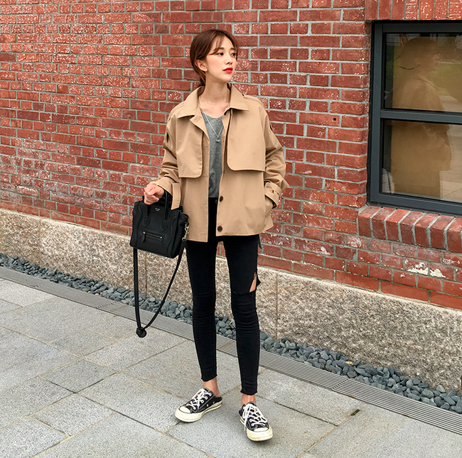 Ngại mặc trench coat vì sợ nuốt người, nàng mét rưỡi có ngay một phiên bản dáng lửng giúp tôn chiều cao cực đỉnh này Ngại mặc trench coat vì sợ nuốt người, nàng mét rưỡi có ngay một phiên bản dáng lửng giúp tôn chiều cao cực đỉnh này
